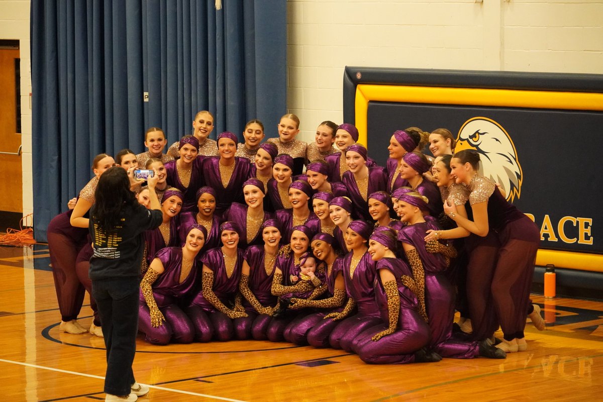 TotinoGrace's tweet photo. The dance team had a fabulous turn out at their annual E'gal Friends and Family Show this week.  Thank you to all the students, family, friends, staff, and E'gal alumni who come together to celebrate our E'gal community! https://t.co/Yzfiiw7WvN