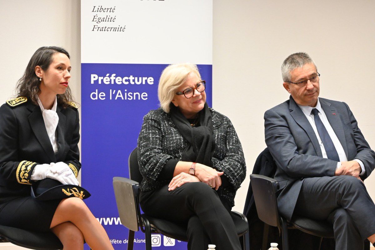 Catherine Vautrin (@cavautrin) on Twitter photo Rencontre ce matin avec les agents et les bénéficiaires de l’agence <a href="/FranceTravail/">France Travail</a> de Laon, au cœur d’une réforme majeure pour l’insertion professionnelle.
L’Aisne était en première ligne de l’expérimentation du RSA, désormais généralisé à toute la France, et les résultats sont Rencontre ce matin avec les agents et les bénéficiaires de l’agence <a href="/FranceTravail/">France Travail</a> de Laon, au cœur d’une réforme majeure pour l’insertion professionnelle.
L’Aisne était en première ligne de l’expérimentation du RSA, désormais généralisé à toute la France, et les résultats sont