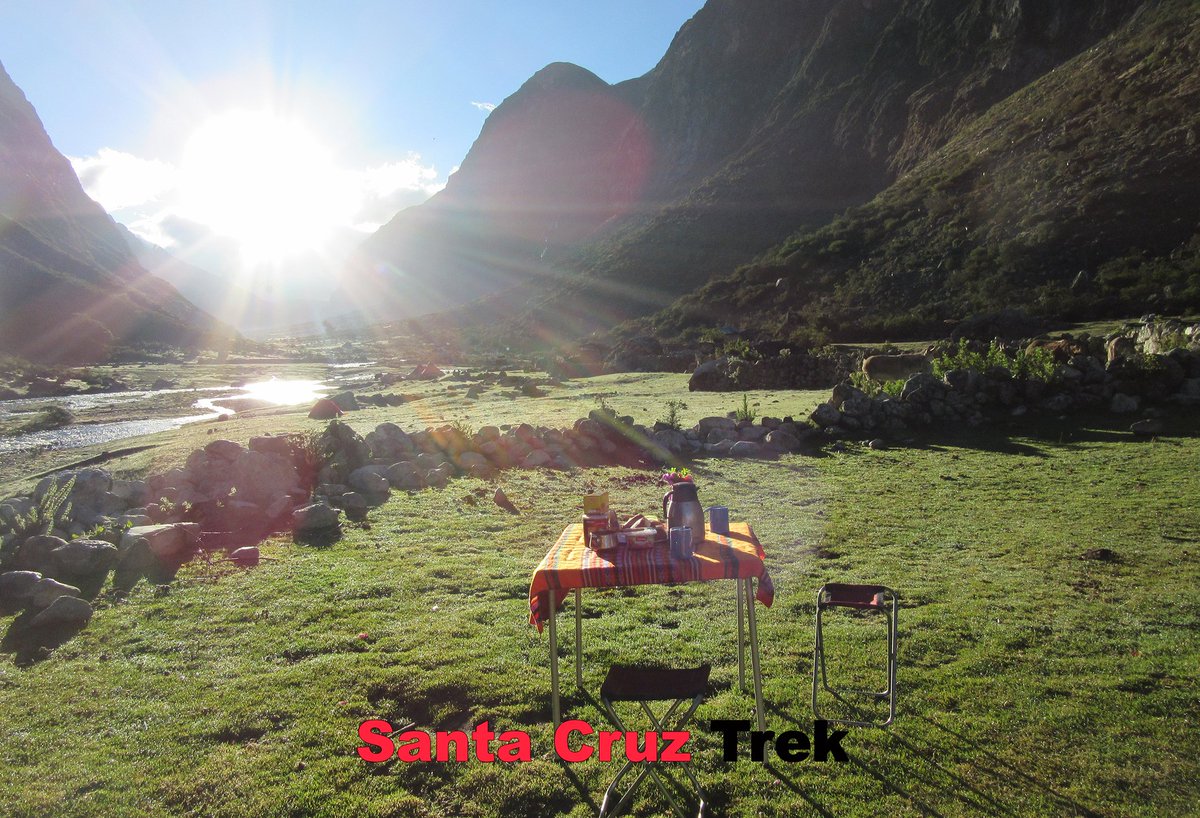 SantaCruzMap's tweet image. El desayuno correspondiente para el tramo Llamacorral - Taullipampa, sin olvidar pasar por el mirador para observar al Artesonraju, inspiración para el logotipo del Paramount Pictures. 

#santacruztrek