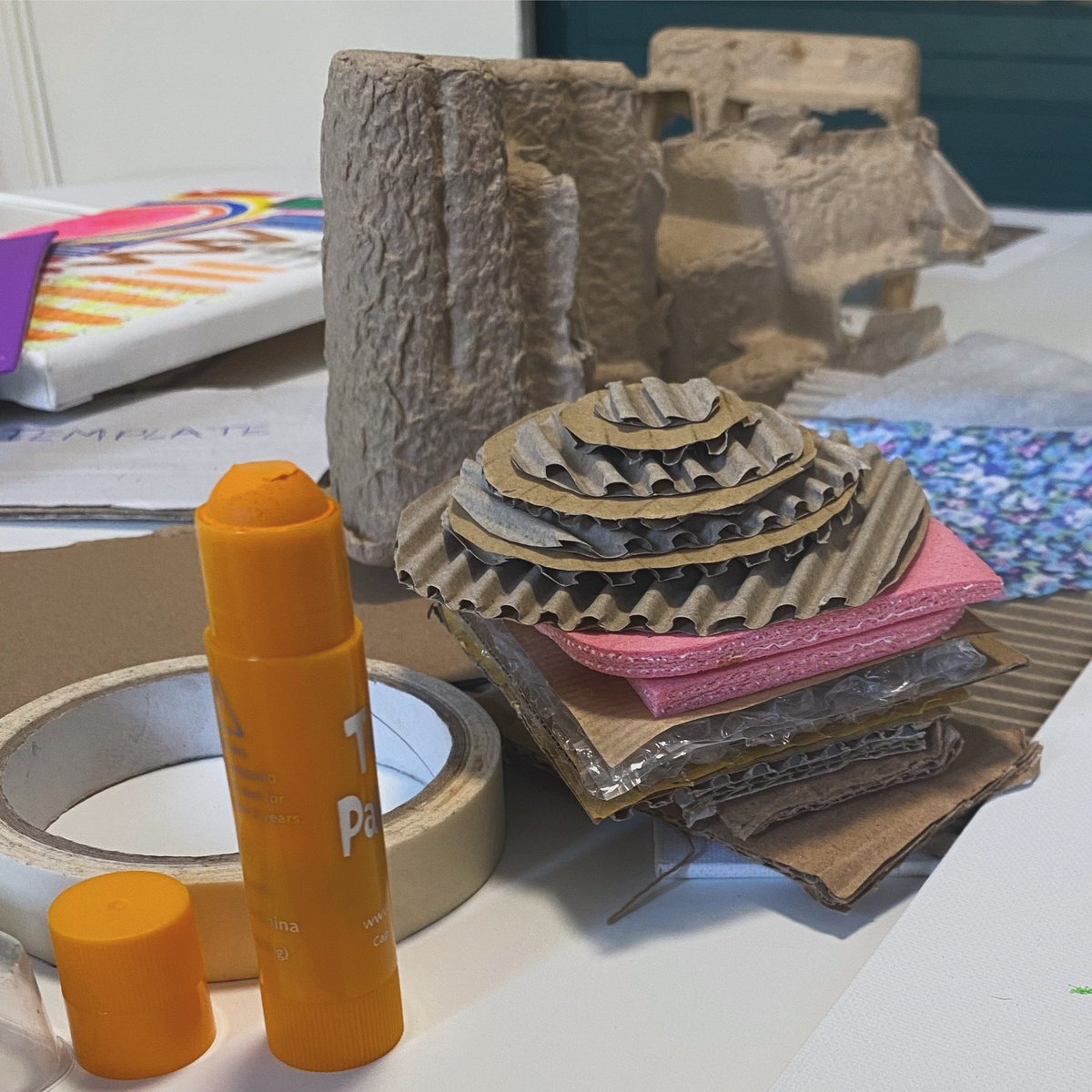 Jamila_Artist's tweet photo. Week one Developing mark making and layered pieces for @sensecharity @touchbasepears at two sites in #birmingham
#art #artist #work #collborate #layer #sculpture #sensory #texture #wip #play #explore #exchange #share #participatoryart #paint #ink #line #layers #canvas #colour https://t.co/KsKQF3WP9S
