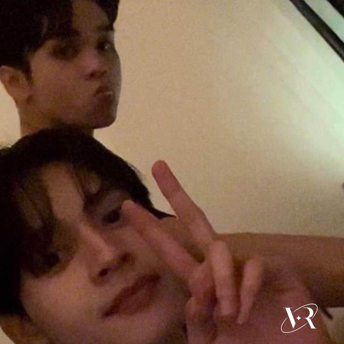 vinstercoded's tweet photo. one of the most domestic pictures of vinster 🥹❤️‍🩹

#TWOgetherForVinSter 💜💙
#VINCI #빈치 #REYSTER #레이스터 https://t.co/5DIoc5aSWN