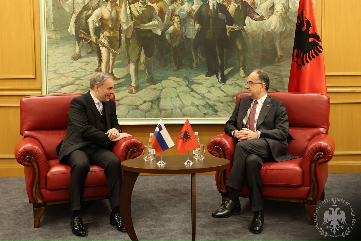 Accepted the Credential Letters from Ambassador Jakob Štunf today. 

High-level state visits between Albania and Slovenia enhance business contacts and tourist exchanges.

🇦🇱🇸🇮