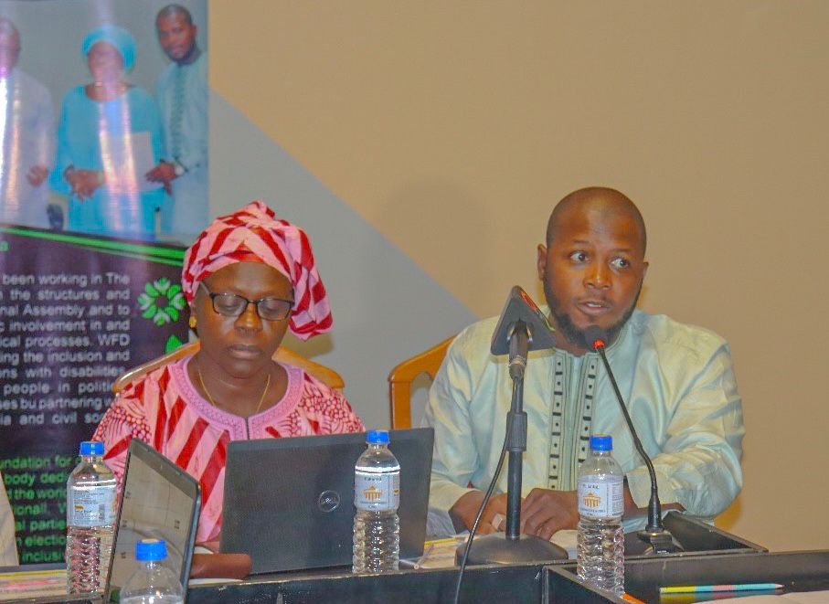 msbahdynamic's tweet photo. Does climate change significantly impact youth issues like irregular migration? This was a hot topic during a consultation I facilitated today, organized by @WFD_News. Some say it’s a priority; others disagree.
What’s your take?
#WeHaveANationToBuild https://t.co/q8qRi4KLRf