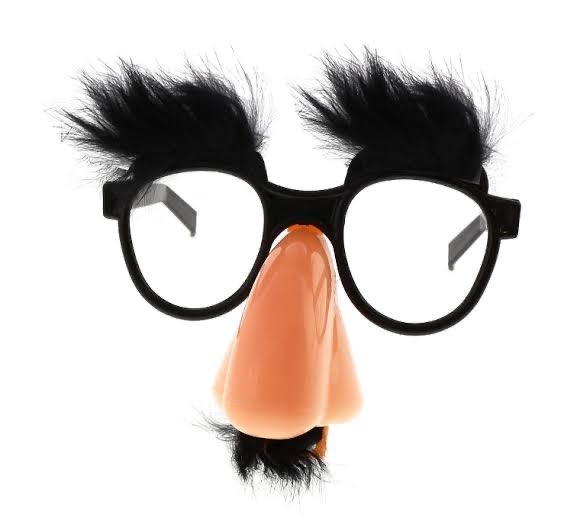 MrD4M0N's tweet photo. @lukaszmejza Jak ty wyglądasz chłopie 🤡 ściągnij to z gęby bo wstyd https://t.co/1pUcBl7guq