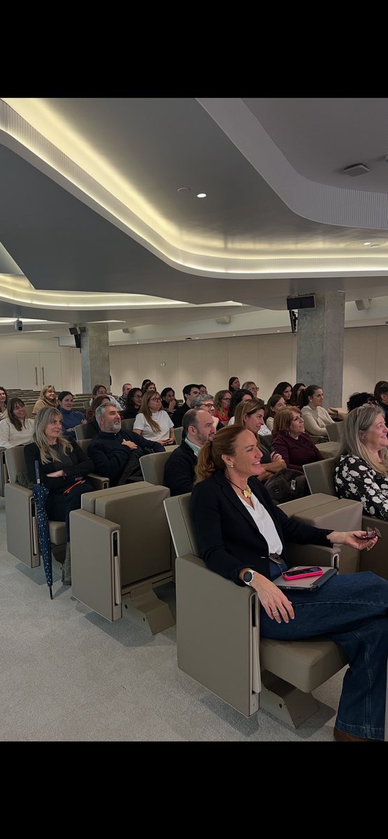LeticiaSanz12's tweet photo. Hoy ha tenido lugar en @ACCIONA el evento #loslibrosalasfabricas, donde se ha podido  disfrutar de Pablo Carbonell y su libro “Pepita”, con mucho humor y muchas anécdotas https://t.co/jS1I2LniHl