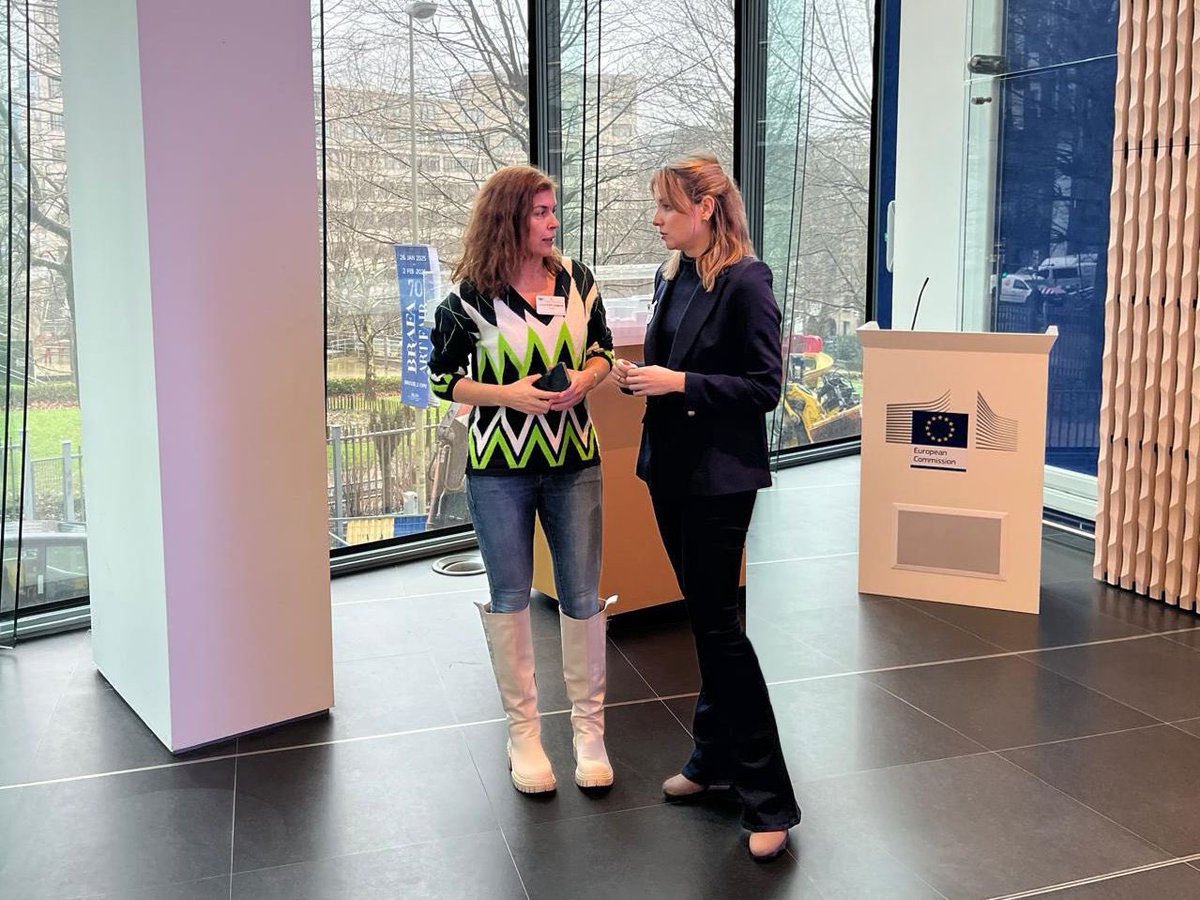 Irene_MV_'s tweet photo. 🇪🇺Visita de trabajo en la sede de la Comisión Europea en Bruselas para conocer el programa legislativo y las prioridades políticas de las instituciones europeas en la nueva legislatura. 
@jcyl 
@EU_Commission 
#ExploreTheEU https://t.co/wCncCysxMa