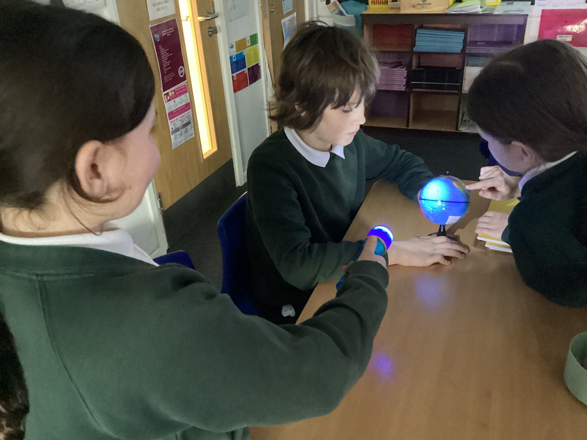 Miss Borrell (@missborrellmg) on Twitter photo Team Aquamarine were exploring and explaining why we have day and night in Science this week, we used our fantastic equipment from the <a href="/ogdentrust/">Ogden Trust</a> #PhizzielectricityCPD <a href="/TeamManorGreen/">Manor Green Primary #ReadyRespectfulSafe</a> Team Aquamarine were exploring and explaining why we have day and night in Science this week, we used our fantastic equipment from the <a href="/ogdentrust/">Ogden Trust</a> #PhizzielectricityCPD <a href="/TeamManorGreen/">Manor Green Primary #ReadyRespectfulSafe</a>