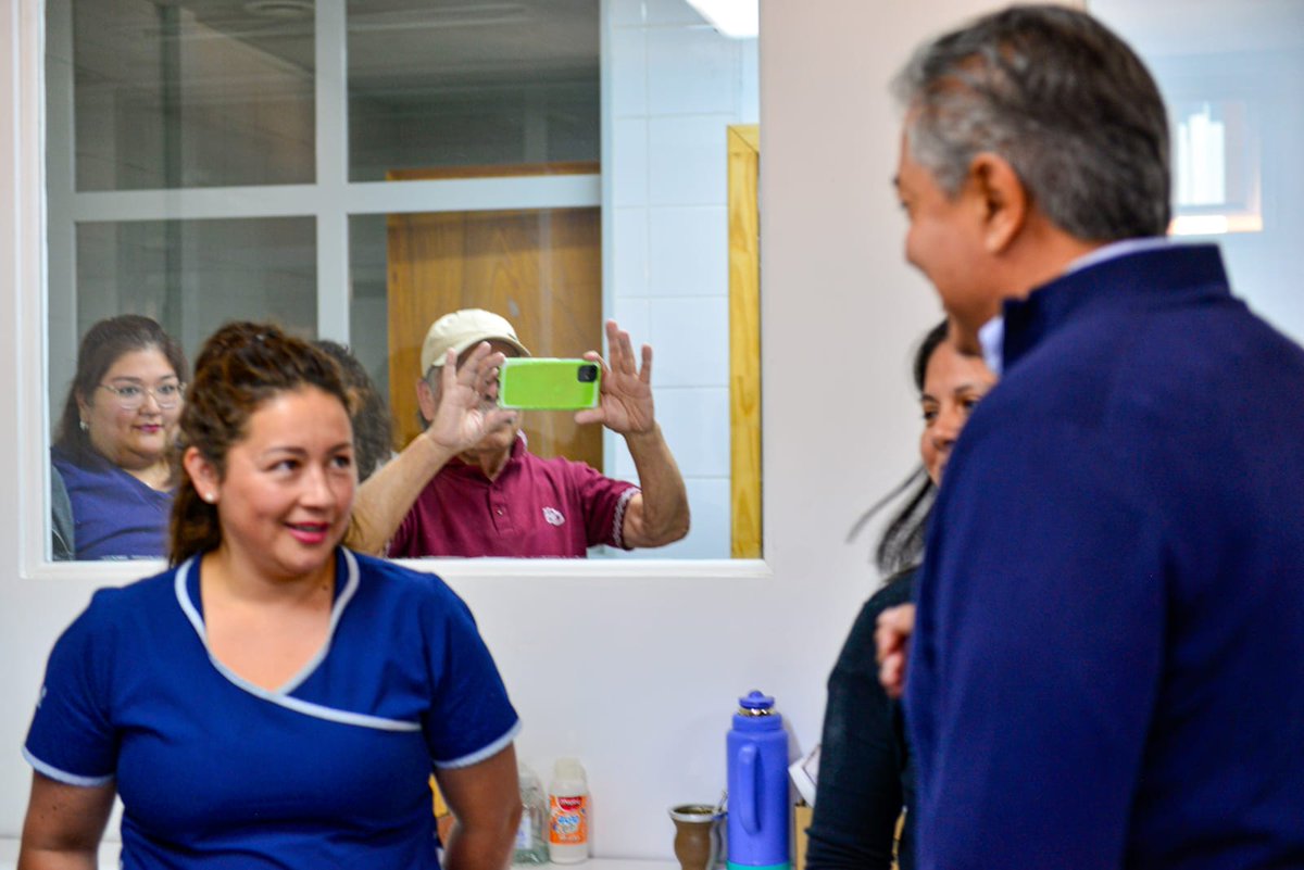 Rolo_Figueroa's tweet photo. LA SALUD COMO PRIORIDAD

Inauguramos el Centro de Salud “Dr. Quirno Costa y el Centro de Rehabilitación del Hospital Dr. Ramón Carrillo de San Martín de los Andes, que funciona en el ex centro modular sanitario ubicado en pleno centro de la localidad. 

Los neuquinos siempre queremos mucho más: queremos más educación, más salud, más seguridad, más obras de infraestructura. Eso también es la Neuquinidad.