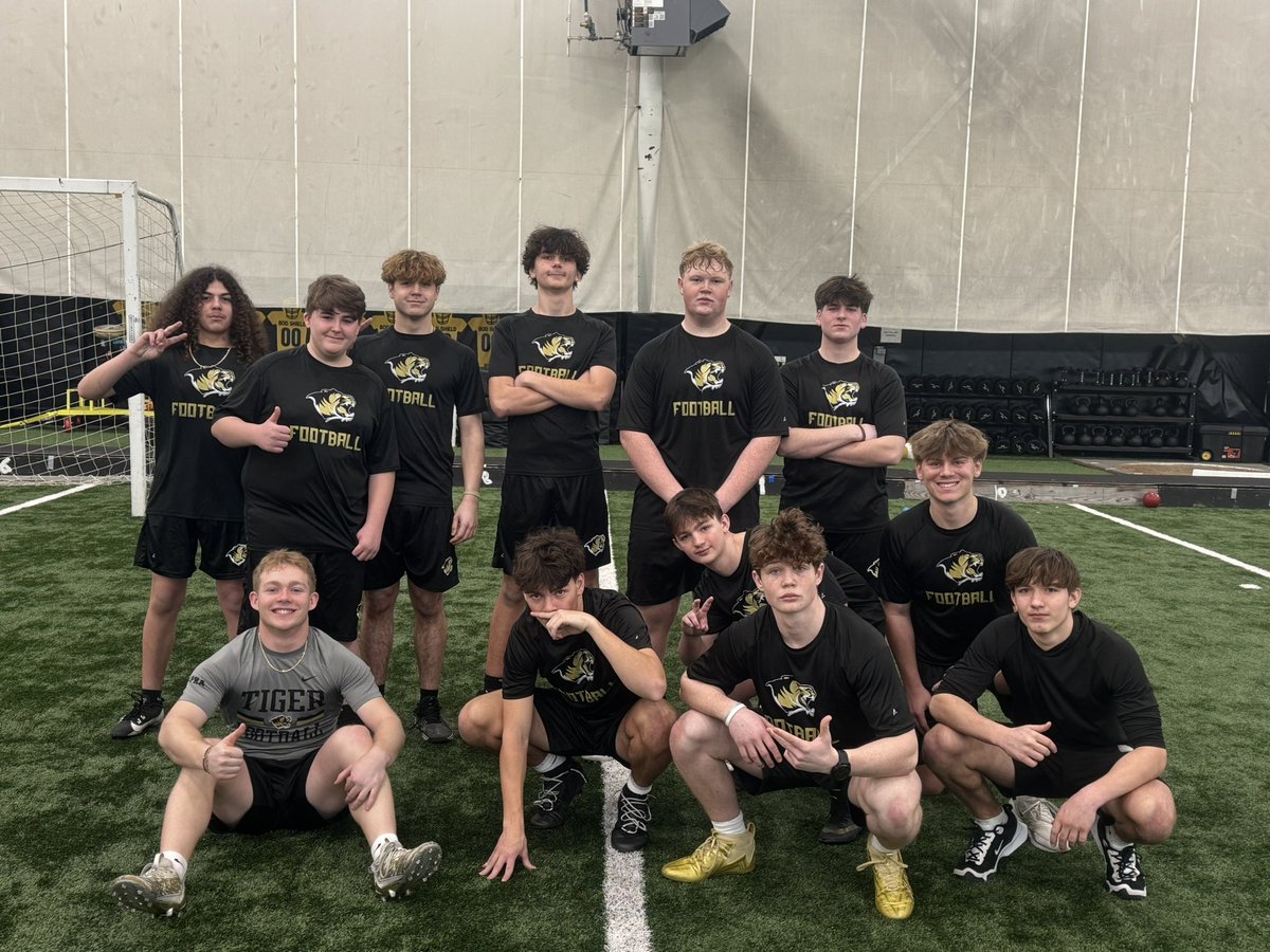 BvilleFB's tweet image. Our Competition # 1 squad winners!

These teams started our offseason competitions 1-0.

#TigerDNA #DFT