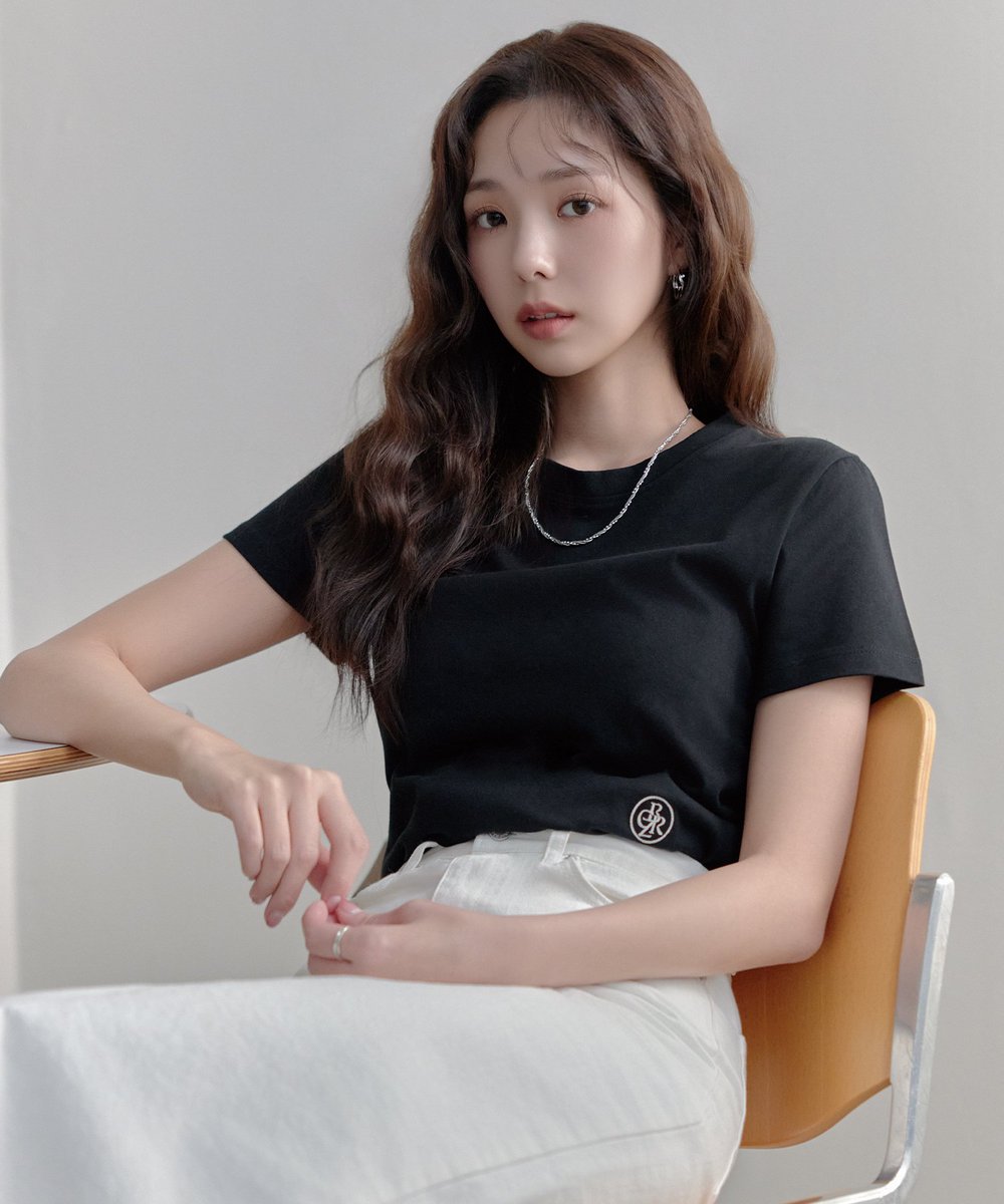 kohlhaaz's tweet photo. Found more pics of Soobin-doong in curly hair... (I think these are new pics as well?) ☺️☺️ https://t.co/oLK2q7uNEu