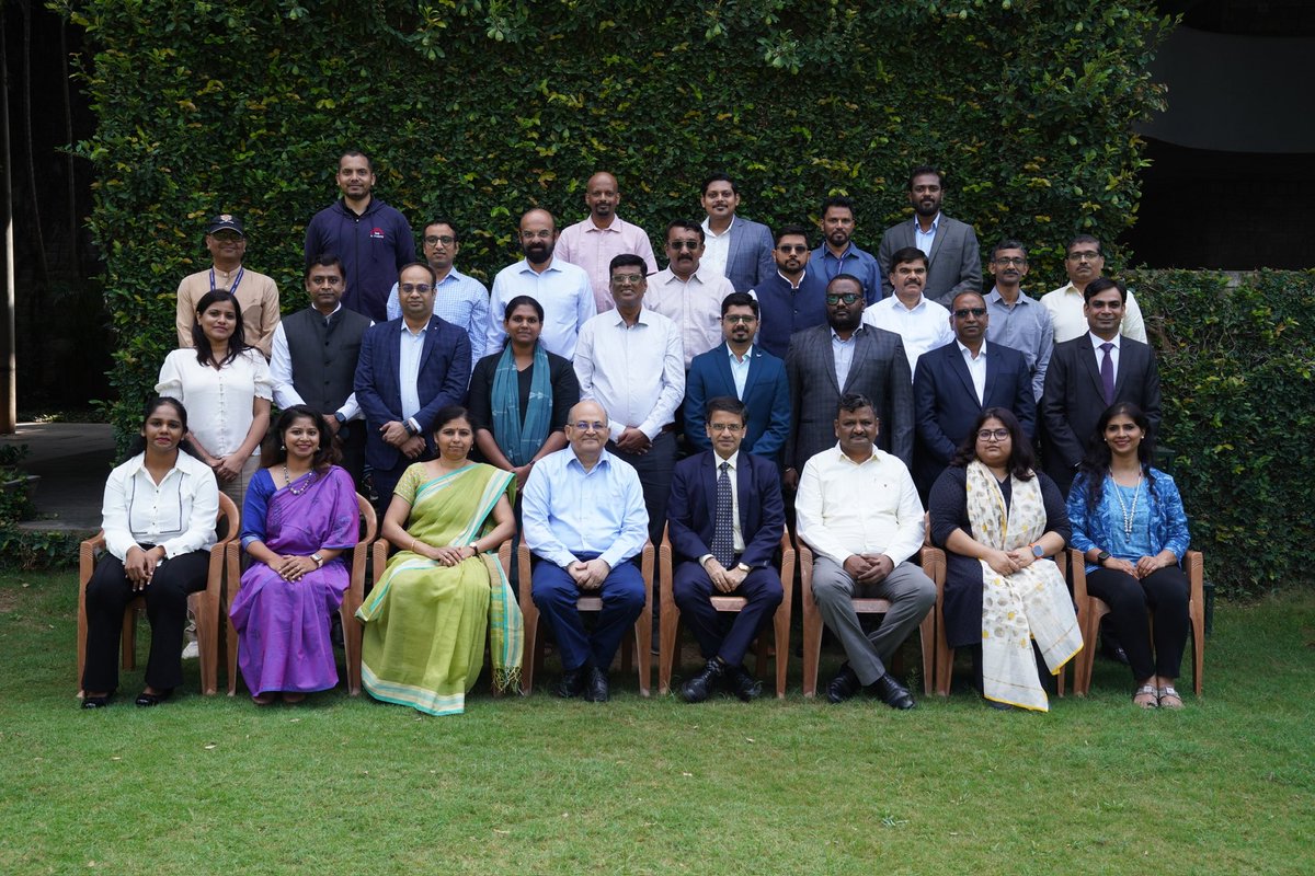 sudhanshujangir's tweet photo. "Honored to engage with India's top institutes,IIMA (#1) &amp; IIM Bangalore (#2), to discuss Net Zero for India,clean &amp; affordable energy,natural farming,climate change &amp; achieving sustainability by Indic way.Insightful dialogue with leaders,luminaries &amp; policymakers! 🌍🌱 #NetZero https://t.co/p0U789OEa6