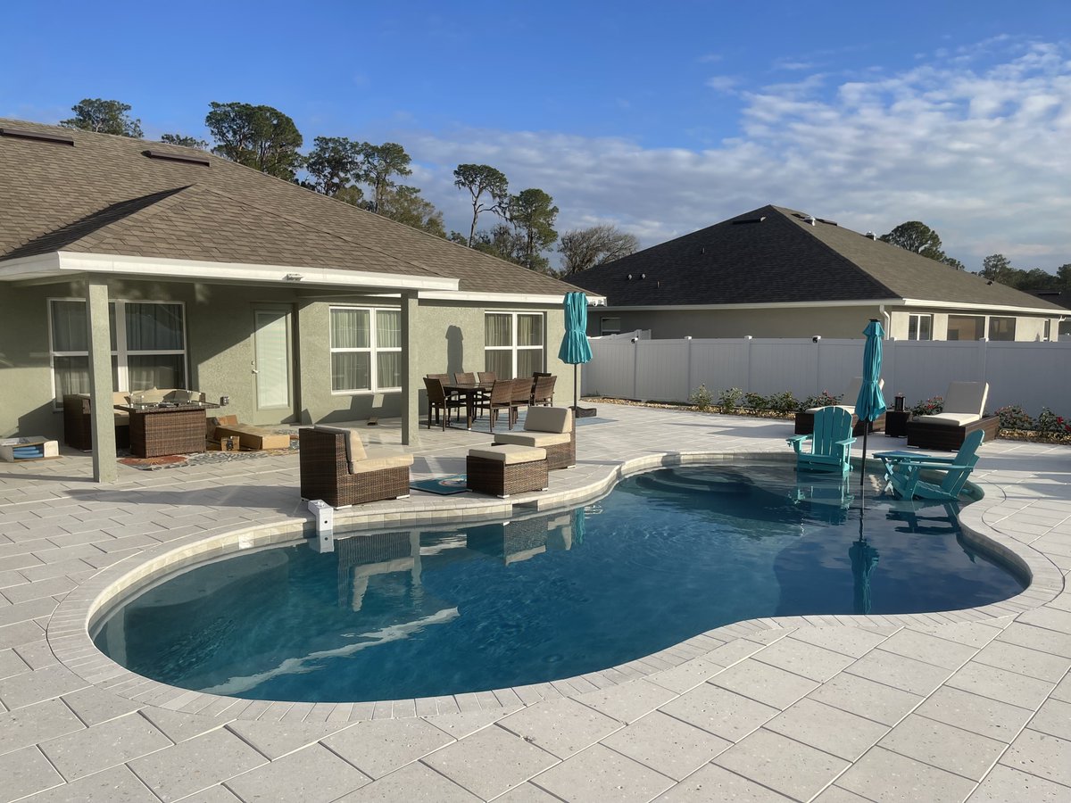 Imagine just having a slow morning here...
ppas.com/twtr
#premierpoolsandspas