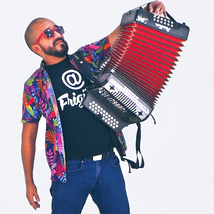 Cu cu cu cu cuuuuumbia #cumbia #ElSalvador