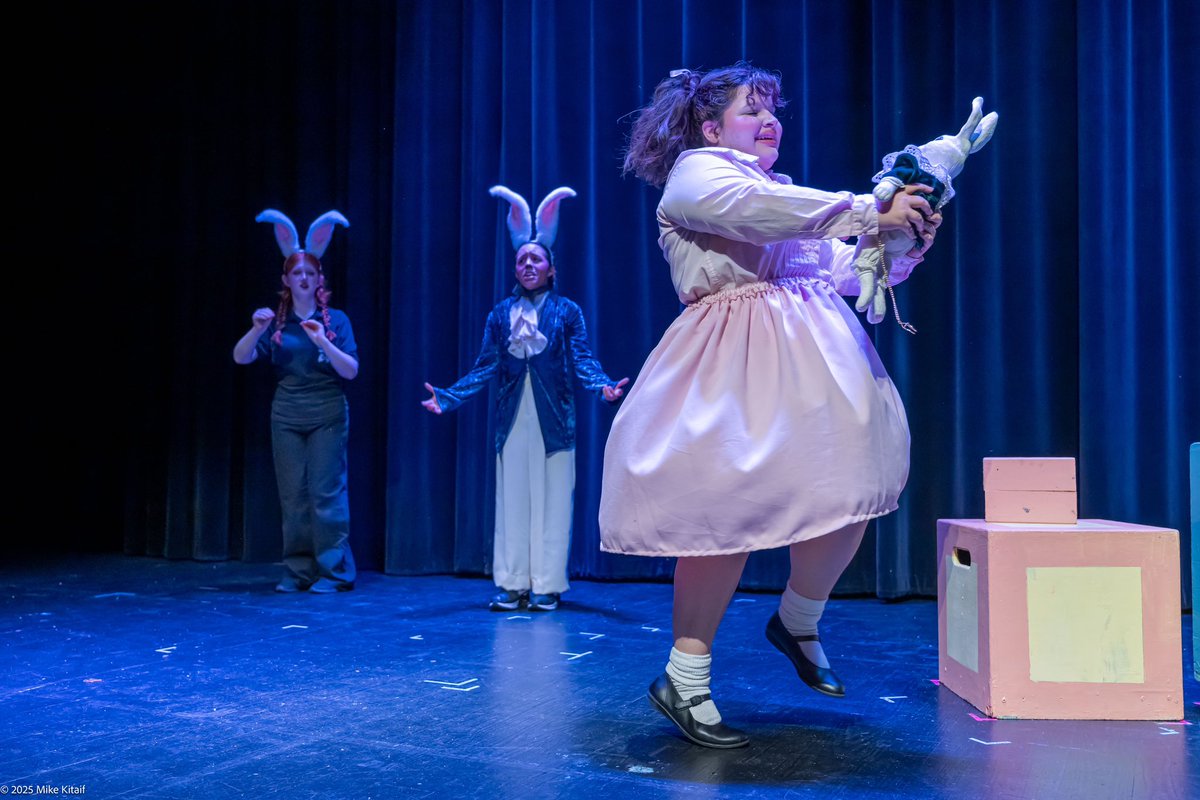 Lake Howell Theatre Company tweet media