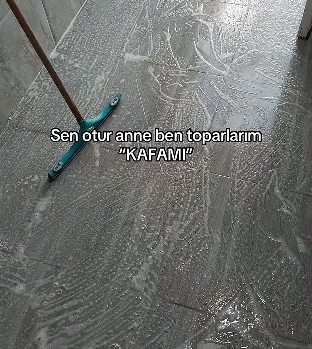 ecebidurbee's tweet photo. Sen otur anne https://t.co/sxVYNEAfxp