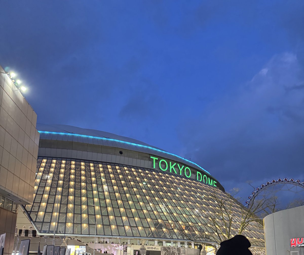 _kytfty's tweet photo. 5年も経ったしストのライブに行ってきた。バタリアンかなり楽しかったけどな。 https://t.co/ET7q8t9l9q