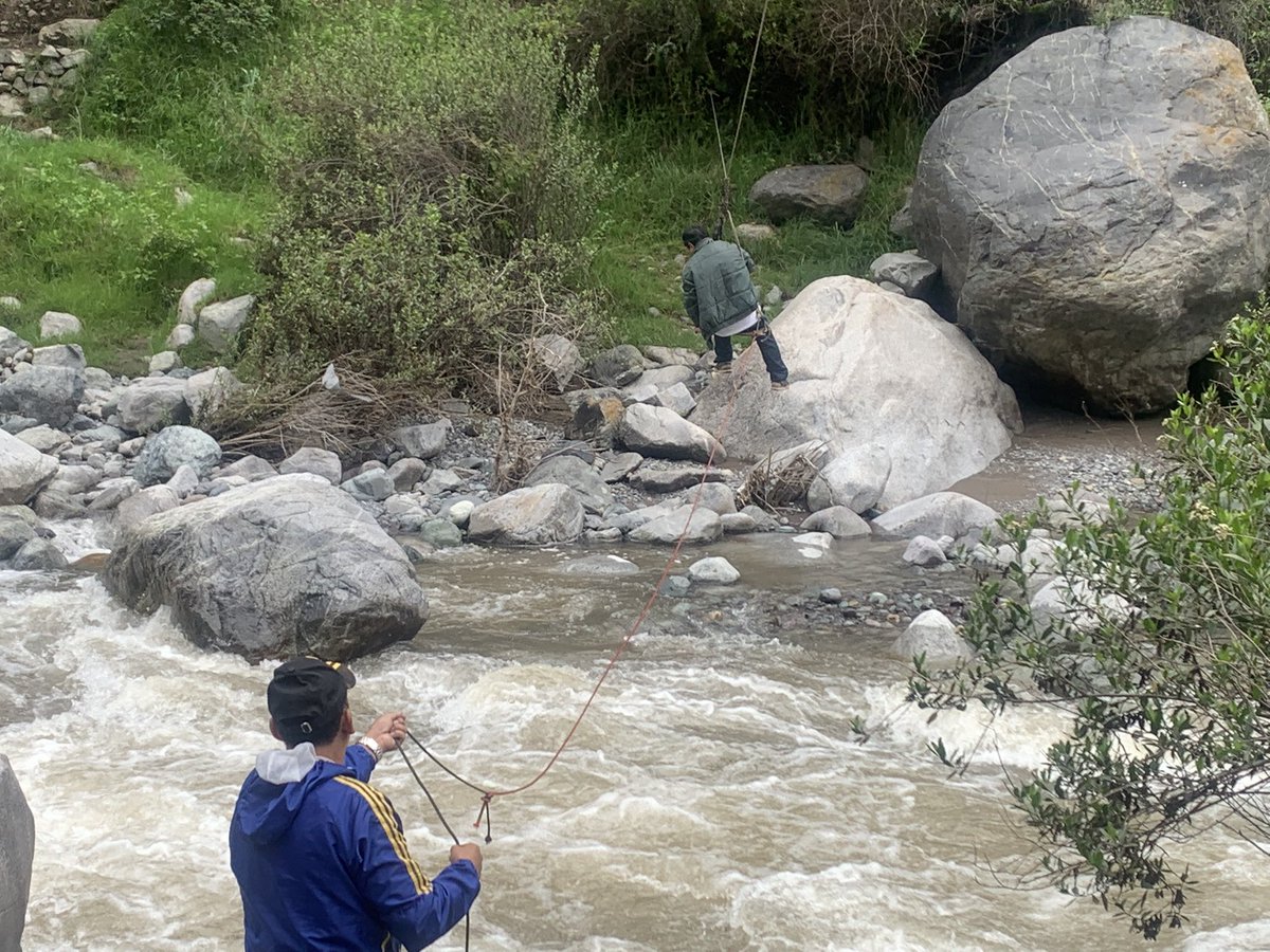 CÁETE PERO LEVÁNTATE
Todos vamos a caer en la vida y hay dos maneras de tomarlo.
1. Caí esto es lo último, no es la
Primera ya varias veces  caí, No sirve esforzarse.
2. Caí y me levanto “ Fracaso es el inicio del ÉXITO” levántate ,Sin Límites,Sin excusas. 
Eres hijo(a) de Dios.