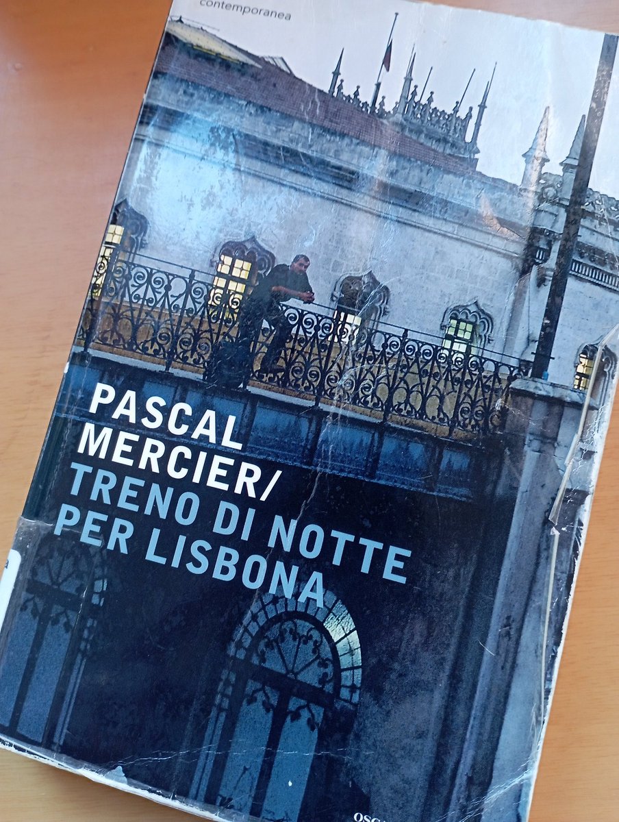 marcospotty's tweet photo. Gli uomini non sopportano il silenzio, esserne capaci vorrebbe dire saper sopportare se stessi
#PascalMercier
@Mondadori 
@LuciaLibri @libriperduti1 @UnmondodilibriC @angelo_cennamo @illibraio @SalaLettura @_Un_Libro_ https://t.co/z3pj78BcSd