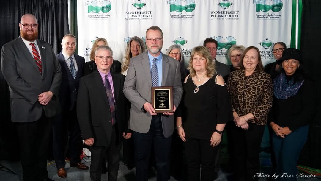PrezScc's tweet photo. Honored to receive the Pulaski-Somerset Chamber of Commerce Business of the Year award (201-500 employees)! This achievement belongs to every member of our SCC family. Your dedication and support make our success possible. Proud to serve this amazing community! #SCCProud https://t.co/yisMhLkMgN