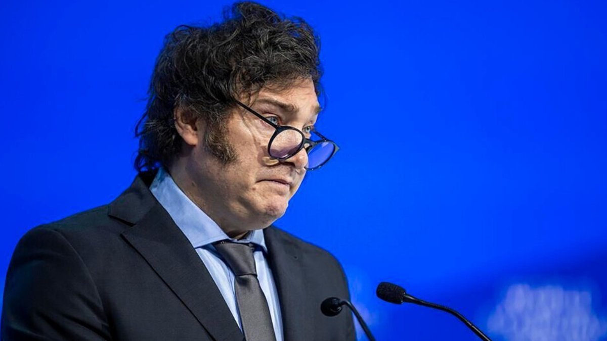 Quienes trabajamos con mujeres y LGTBIQ+ víctimas de violencias protegidas por la #Ley26485 no podemos dejar de señalar que el discurso del Presidente no solo es violento sino que busca lo que los agresores desean: que no los denuncien. No es cultura woke, #EsLey.