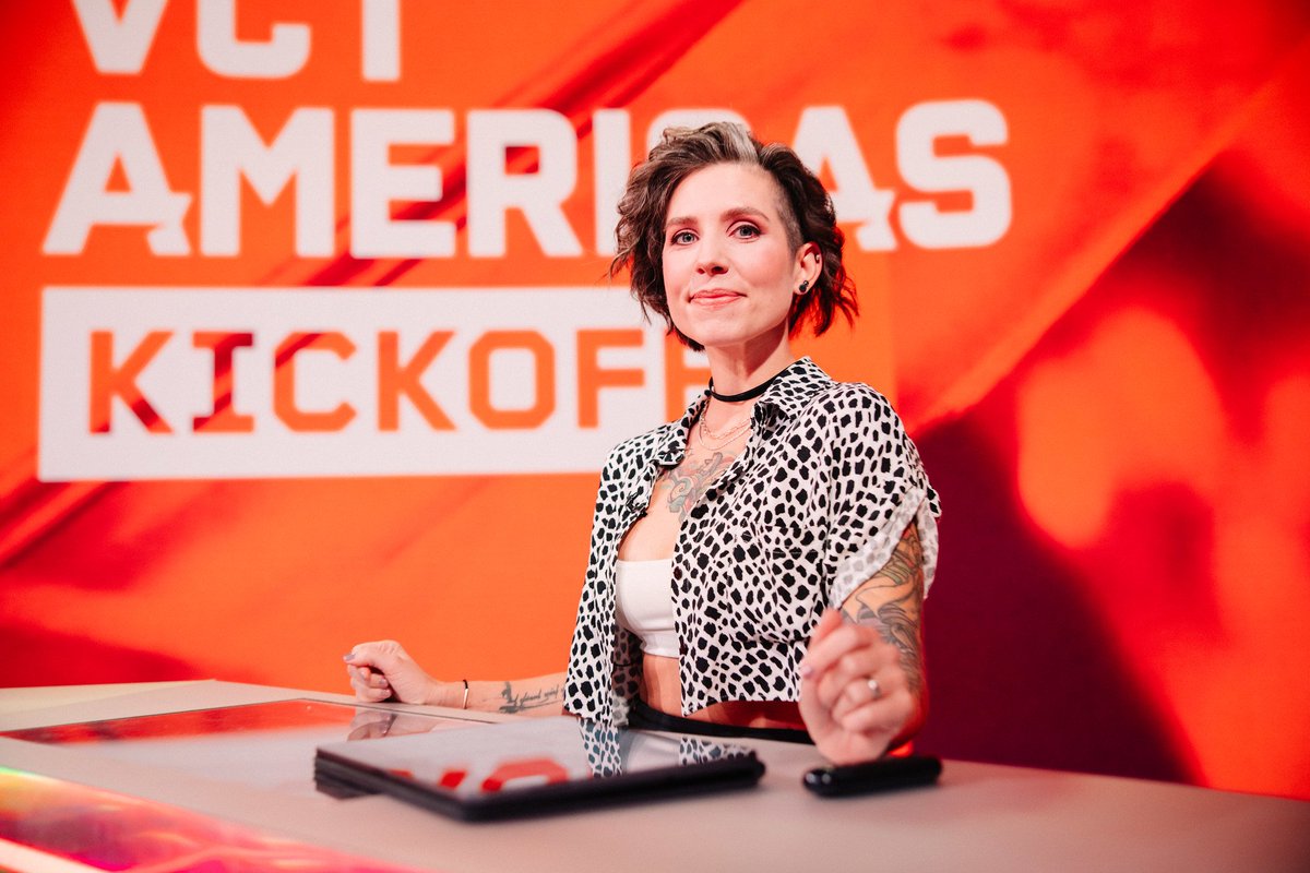 Soembie's tweet image. Thrilled to join #VCTAmericas as a host this season and work with such an amazing team! Shook off the first-show jitters and getting the hang of the flow one segment at a time. Thanks for the warm welcome—excited for what’s ahead!

📸 @colinyoungwolff