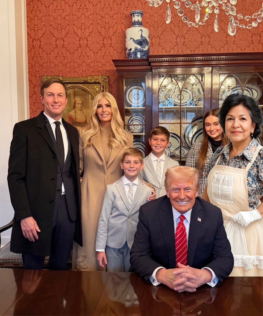 CONSUELA tweet media