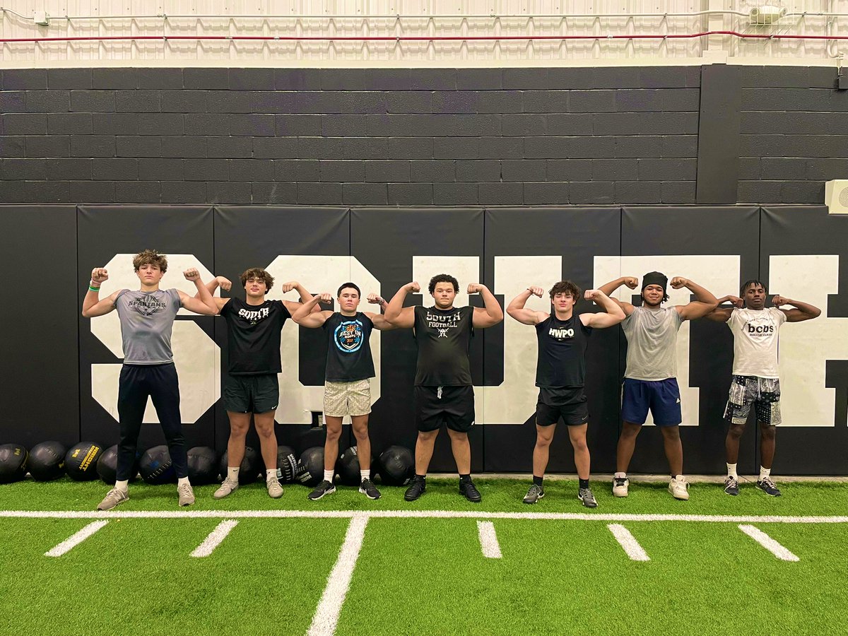 Spartans of the Week!

Cole Helton - Class of ‘28
Easton Burch - Class of ‘28
Jake Carter - Class of ‘26
Ayden Hines - Class of ‘27
Joseph Fentress - Class of ‘27
JR Williams - Class of ‘27
Isaiah Bridges - Class of ‘27