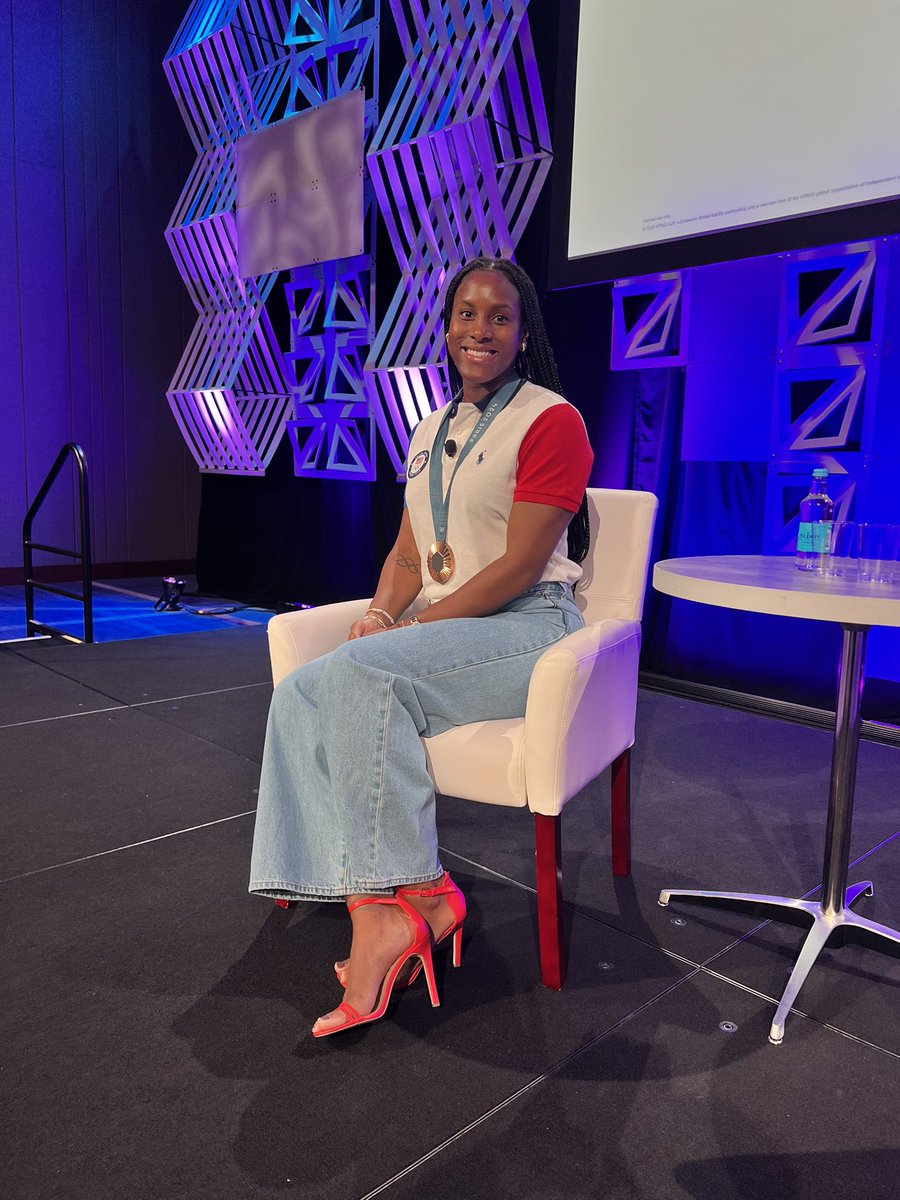 Always grateful for the opportunity to share my story of resilience and leadership with <a href="/KPMG_US/">KPMG US</a> alongside <a href="/pete_steinberg/">Pete Steinberg</a> 🥉