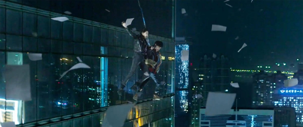 firstshowing's tweet photo. Crazy Cool Trailer for 'Escape from the 21st Century' Sci-Fi Action Film https://t.co/KG8mjgMmek via @SignatureEntUK

#scifi #timetravel #Escapefromthe21stCentury #TIFF #YangLi https://t.co/tLuqnX1MaT