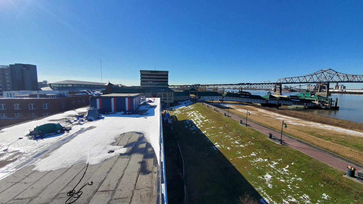 USSKIDD_DD661's tweet photo. Louisiana's #sneauxday is over. Come out and see us at the USS KIDD Veterans Museum!

❄️We are open 9:30-3:30

#snow #sneauxday #freeze #weatherevent #downtownbatonrouge #louisiana #winter #lawinter #museum https://t.co/dsPpfVygFD
