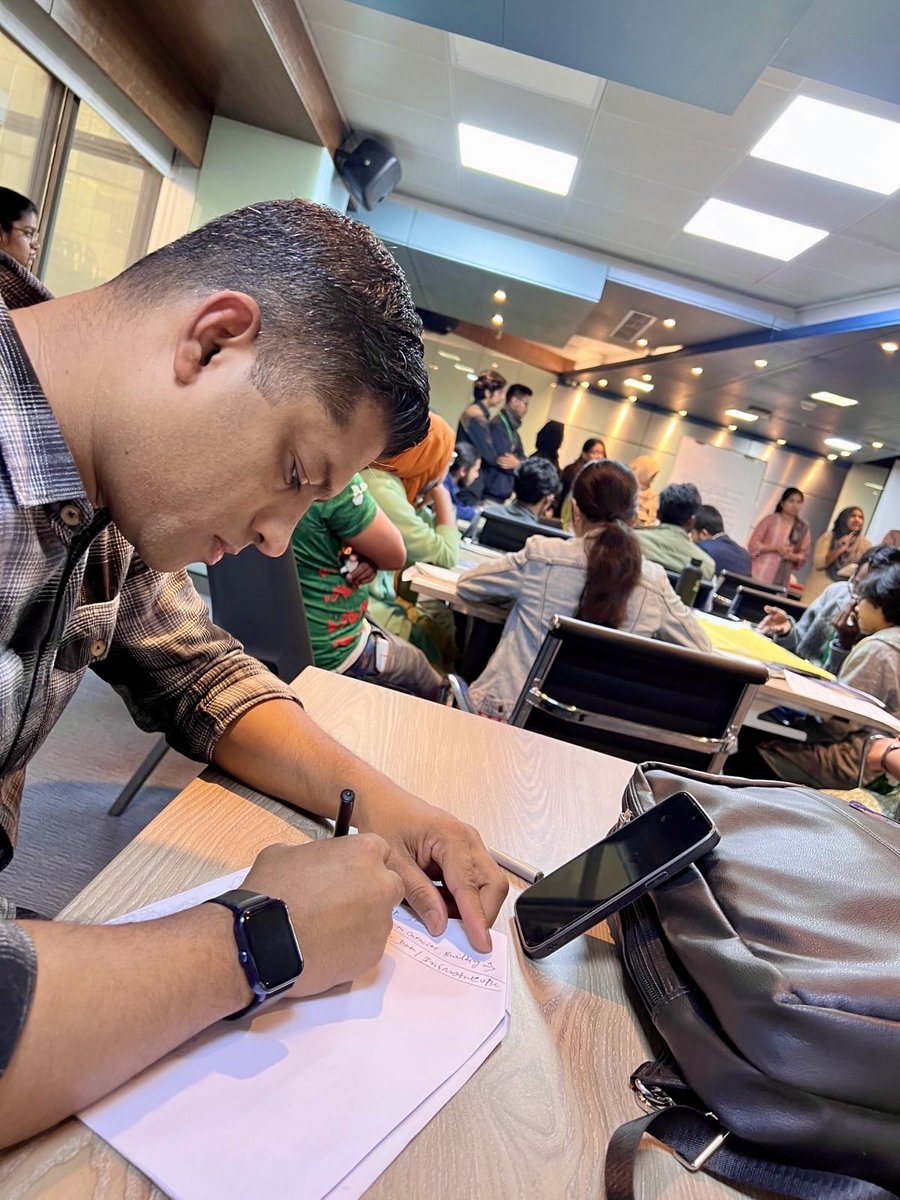 AhmedReza2's tweet photo. I always value engaging with young, innovative minds who can think differently and act decisively. Attending the Post-COP Evaluation Workshop, organized by Nature Conservation Management (NACOM).
#ClimateAction #PostCOP #YouthVoices #NACOM https://t.co/mRNjxFBcDl