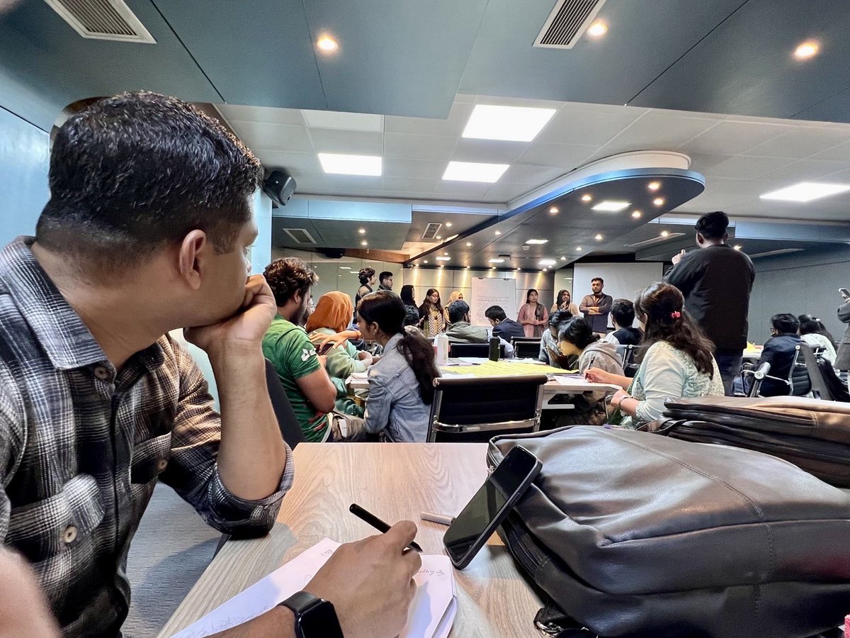 AhmedReza2's tweet photo. I always value engaging with young, innovative minds who can think differently and act decisively. Attending the Post-COP Evaluation Workshop, organized by Nature Conservation Management (NACOM).
#ClimateAction #PostCOP #YouthVoices #NACOM https://t.co/mRNjxFBcDl