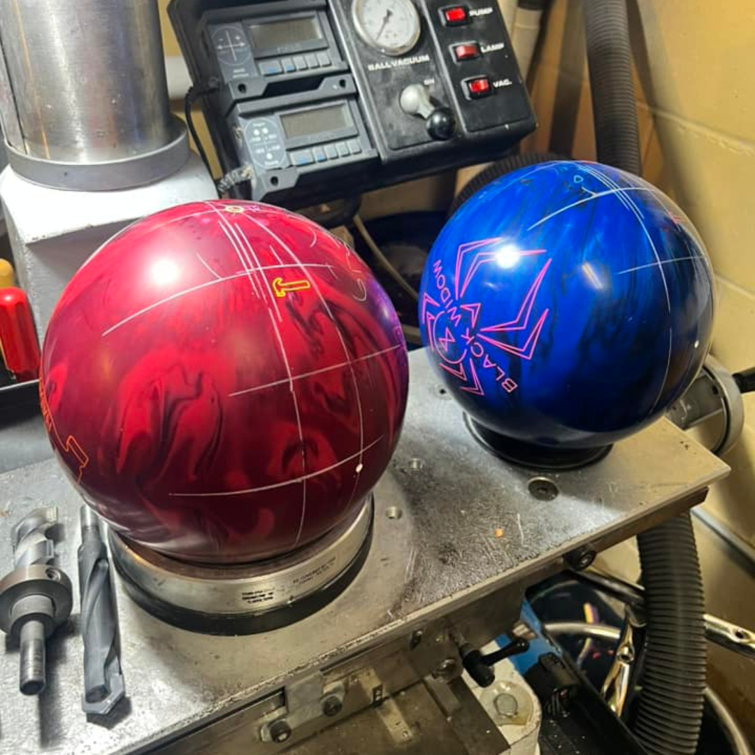 HammerBowling's tweet photo. Someone is about to have an amazing weekend! ๐ฅ๐
#HammerBowling #3DOffsetAssault #BlackWidow #BlackWidowMania #HK22C #NothingHitsLikeAHammer ๐จ https://t.co/WnPnr0UkPq