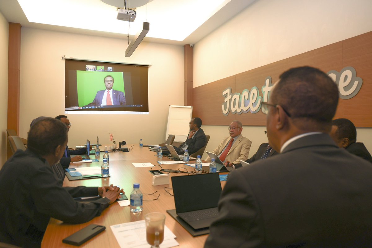 CBS Board of Directors held their 90th ordinary meeting in Mogadishu (Jan 23-24, 2025).

Key outcomes include:

• Approval of the revised CBS Act 2012, enhancing the regulatory framework.

• Endorsement of the CBS Property Management Policy, strengthening governance.