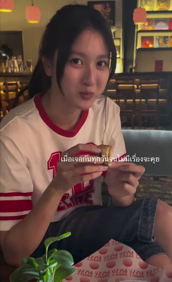 xmaybeline's tweet photo. Tuty Instagram update with n'view almost everyday they're hanging out together 💗🤩#tontawan #viewbenyapa https://t.co/QWmUzEujN5