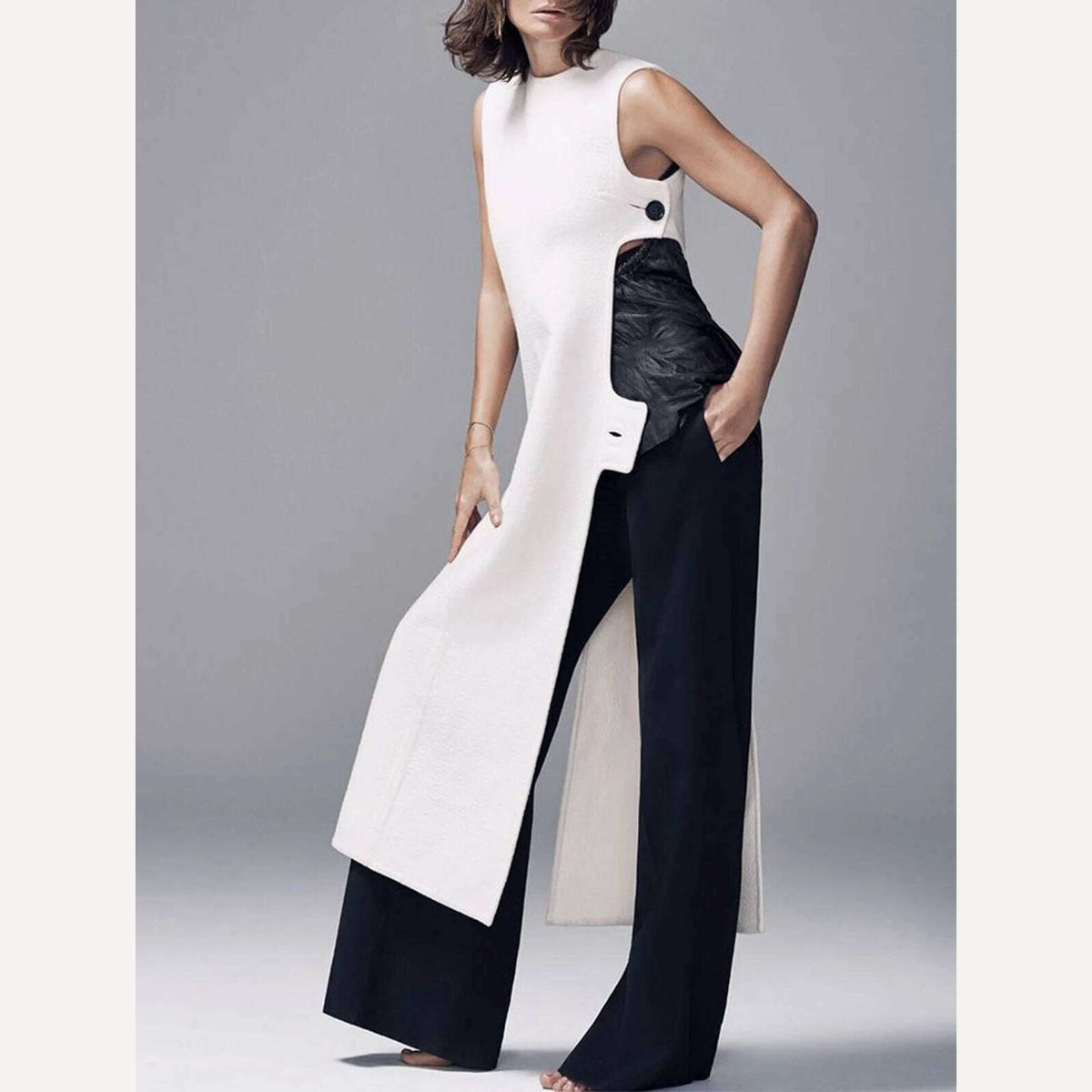 kimludcom's tweet photo. Fashion Plain Crew Neck Sleeveless Button Slit Dress Sexy Vintage Casual Chic Summer Slim Single Button High Street Long Dress #giftshop #kimlud
➤ https://t.co/iuwPe4ejbg https://t.co/j9pvGmzyY2