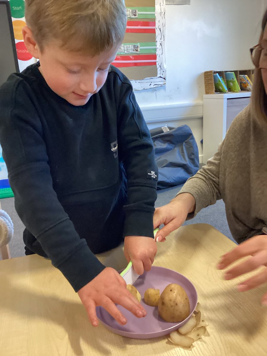 DeePointWillow tweet media