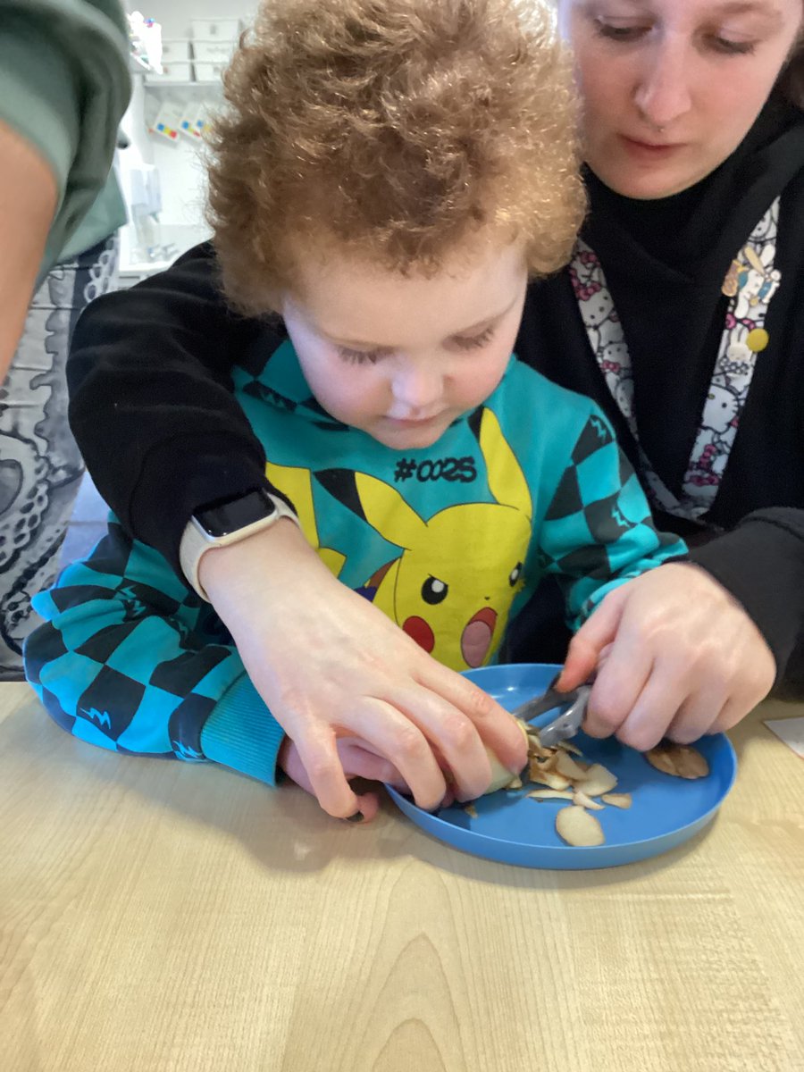 DeePointWillow tweet media