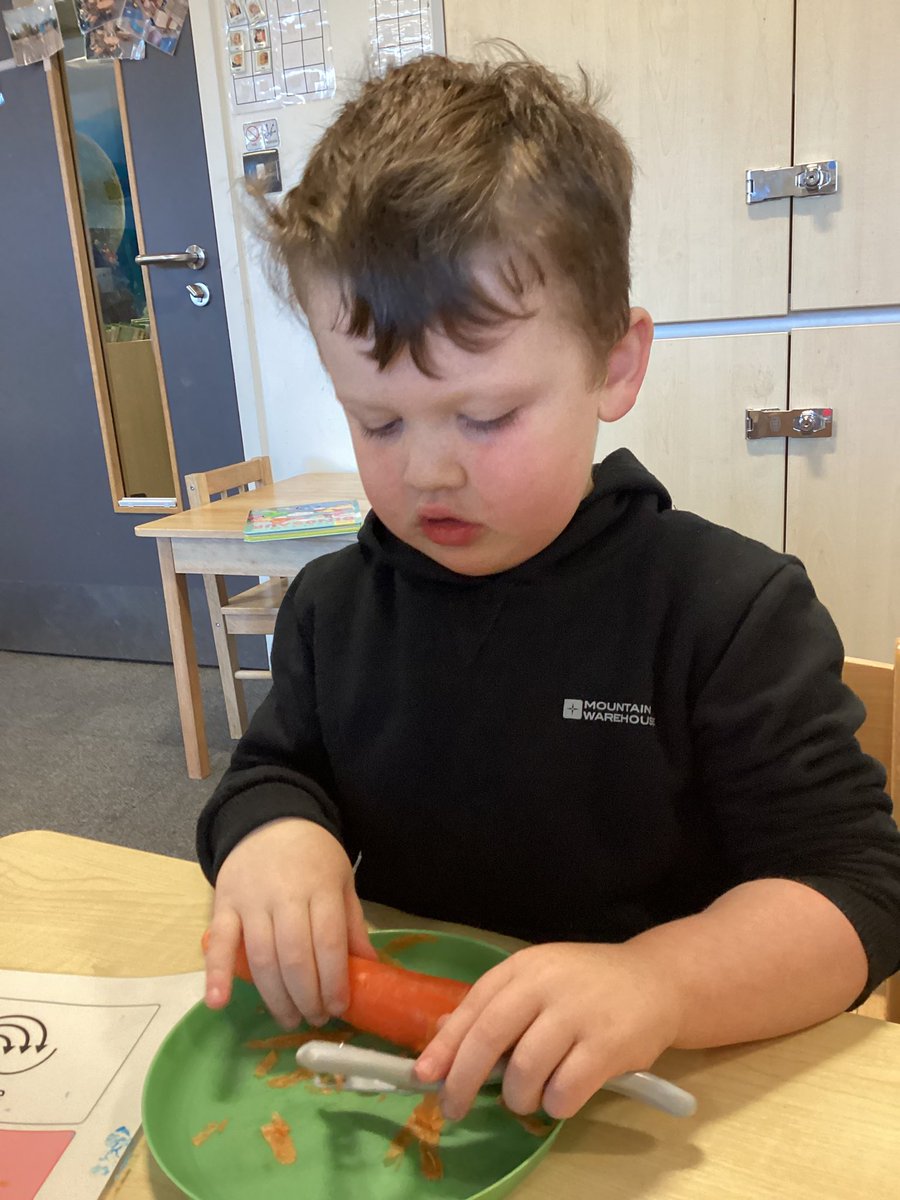 DeePointWillow tweet media