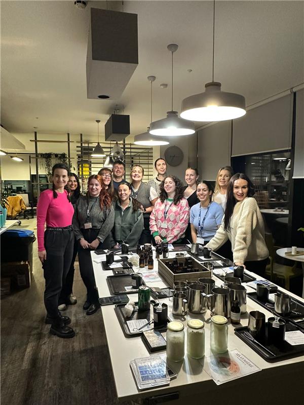GodelTech's tweet image. The Manchester office had a &apos;scent-sational&apos; evening candle making! From testing scents to measuring out the wax, it was a great night learning a new skill. Thank you to @malumierecandles! 🕯️ 💫 ✨

#PeopleBehindTech
