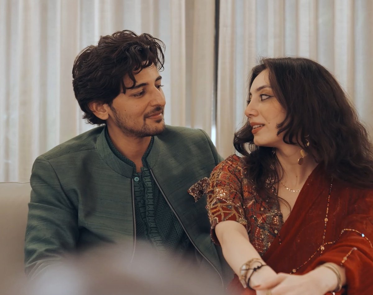 anushkaa | DD๐๐ธ (@anuxdarshan) on Twitter photo They are so in lovee ๐ฅน๐ฅน๐ฅน They are so in lovee ๐ฅน๐ฅน๐ฅน