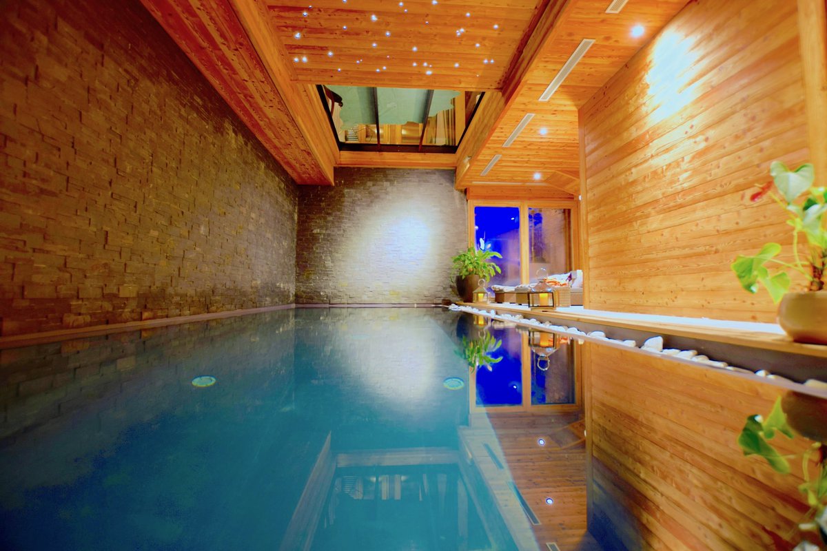 LOVE MORZINE - LES GETS tweet media