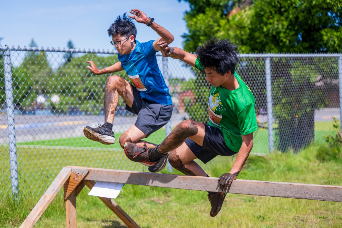 loopthelupe's tweet image. JUMP ON IT: The deadline for the BEST deal on Loop the 'Lupe, the only #obstaclecourse in Seattle city limits, is Jan. 31! Use the coupon NEWYEAR5 to save up to 40% over race day prices. (Psst: more discounts when you register 4+ people!) @westseattleblog loopthelupe.com