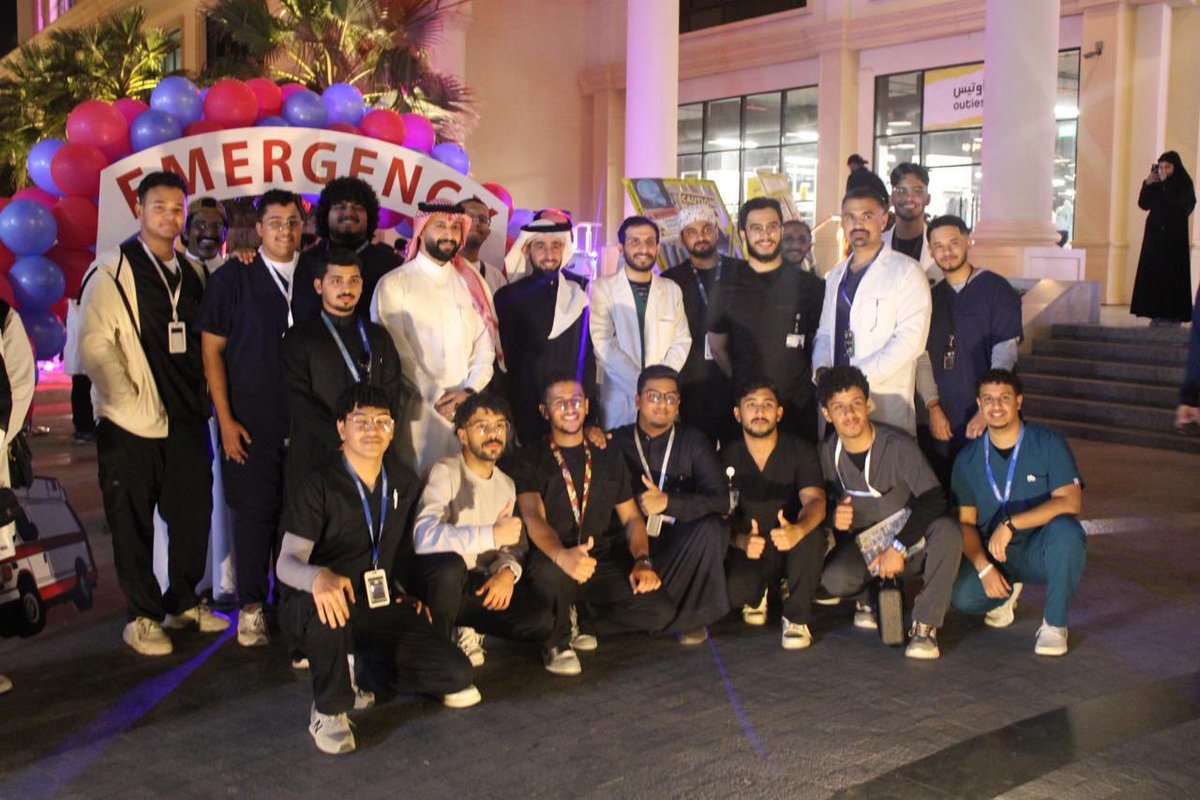 waelskb's tweet photo. #EMERGENCY_DAY 
جهد يذكر فيشكر 
اشكر جميع اعضاء و قادة فرق نادي العلوم الطبية التطبيقية و نادي كلية طب الاسنان على مشاركتهم

شكر خاص لرئيس قسم التقنية السريرية / د. يوسف الشهراني 
و مشرف الفريق / د. عبدالعزيز الزهراني
على دعمهم المستمر للفريق 🙏🏻 https://t.co/rZPfelWRIG