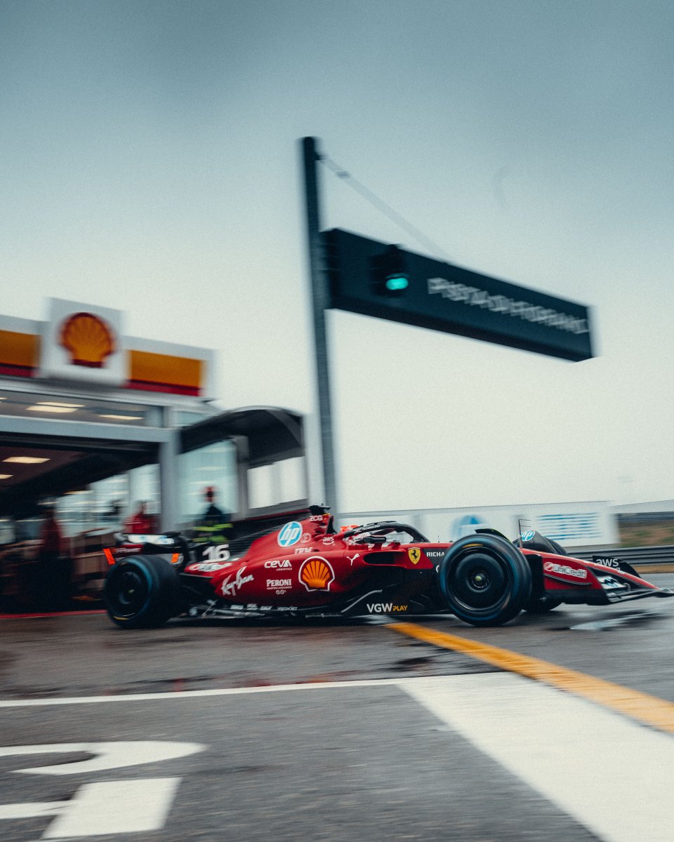 Full throttle out of the garage ⚡️