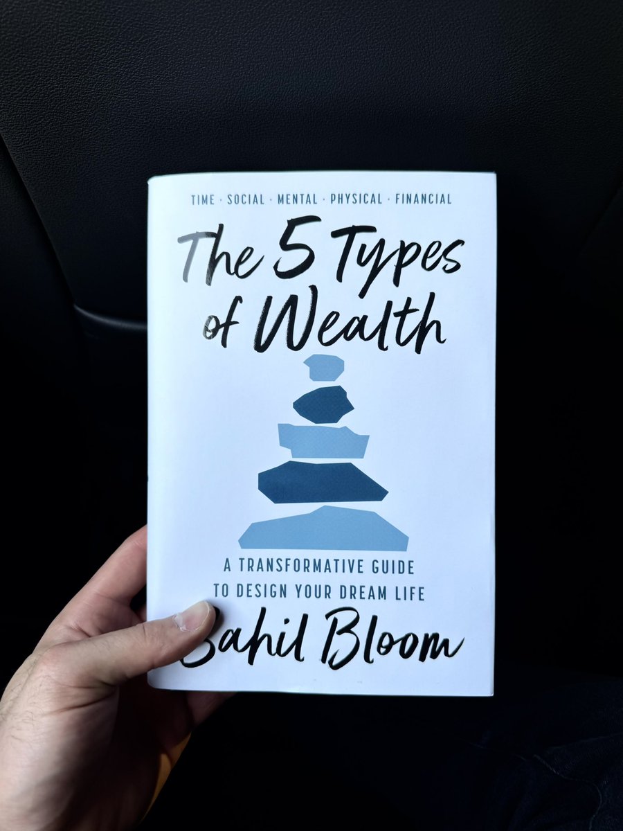 LucasGabow's tweet photo. @ShaanVP Everyone needs to get their hands on this book. Already changing my life. https://t.co/uURFo6rpF2