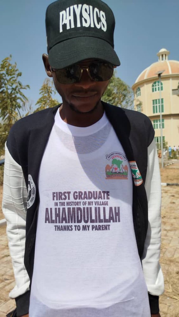 NigeriaStories's tweet photo. Pictures: Sanusi Garba a Nigerian graduate Father, Head of his Village, Iman of his Village and Some elders from his village, Kantamar Chiroma in Kano state came to Celebrate this Historical achievement as he became the First Graduate from my Village. 

Congratulations https://t.co/7jP2NH1GLg