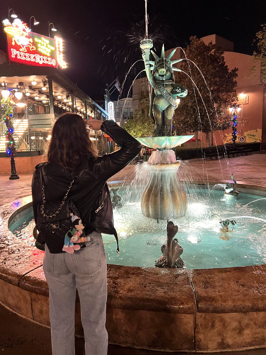 🍓✨carlye wisel tweet media