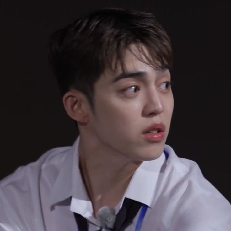 loverofcsc's tweet photo. call me basic but i will forever be a sucker for short brown hair coups https://t.co/MZjb3yrfQo