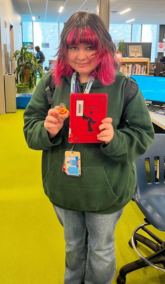 GryphonLibrary's tweet image. (3/3) Nothing compares to seeing the pleasure on the faces of @lrsouthwestlrsd Gryphons selecting their rubber ducks. A students has already asked if we will do it again. We said if we get more ducks donated. #Worthwhile #Booklovers @lrsd @LrsdMedia @DrJermallWright